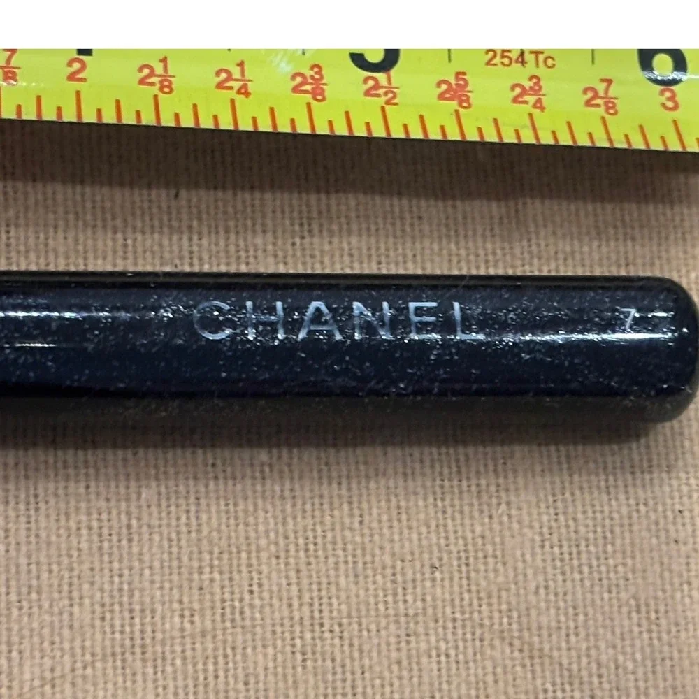 Chanel No 7 Large Tapered Powder Brush Black Silver Makeup Tool Luxury Beauty